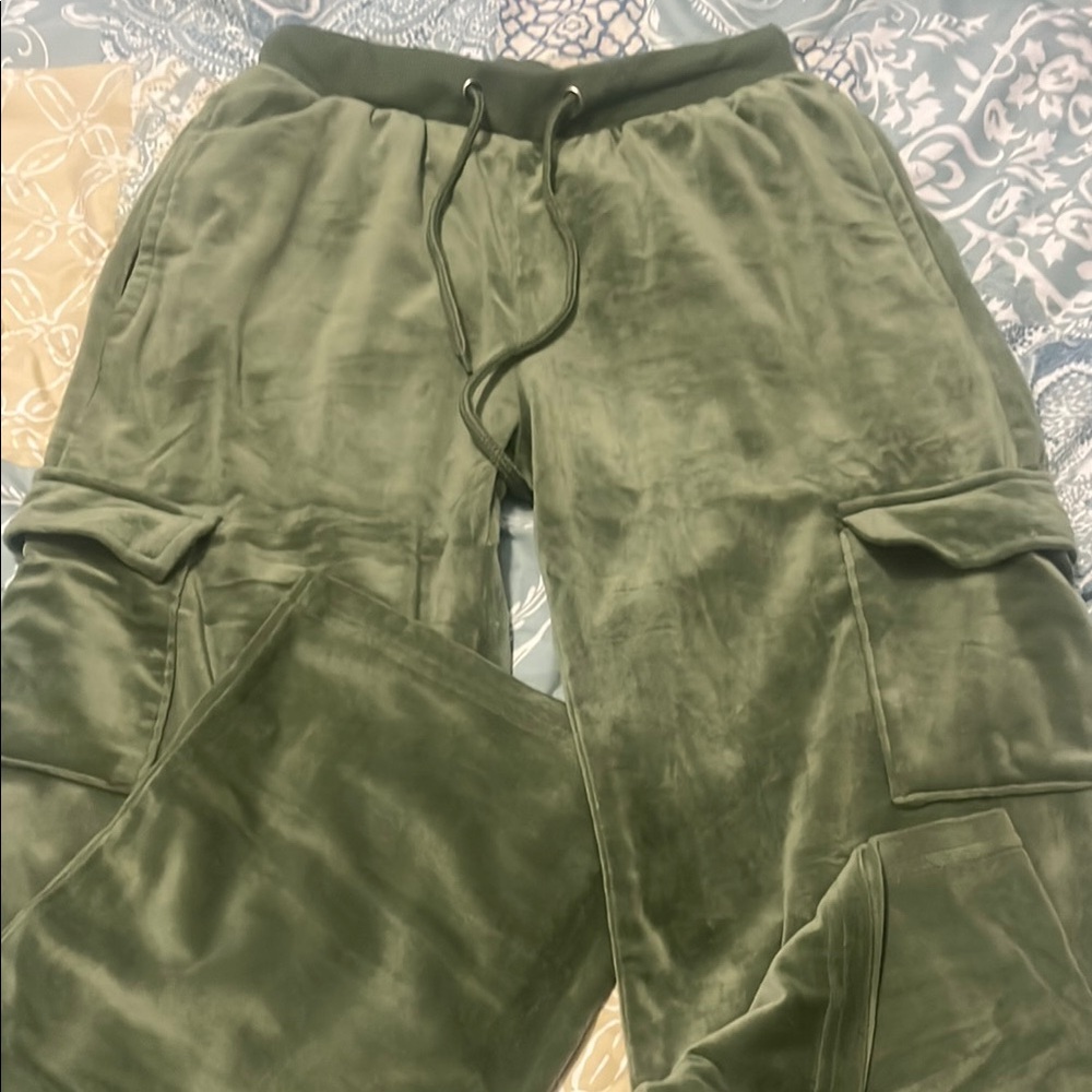 Love Olive Green Women's Cargo Pants